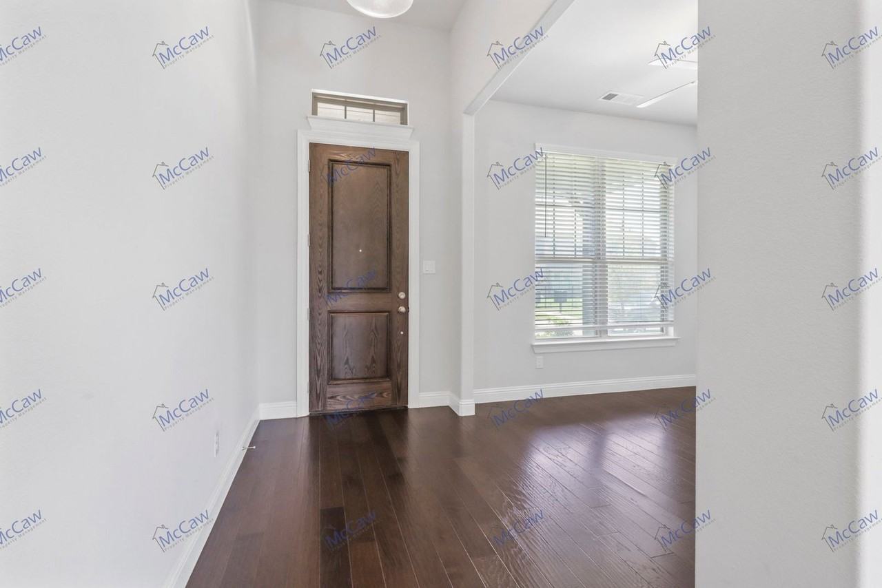 8451 Bronzegate Trl - Photo 2 of 21