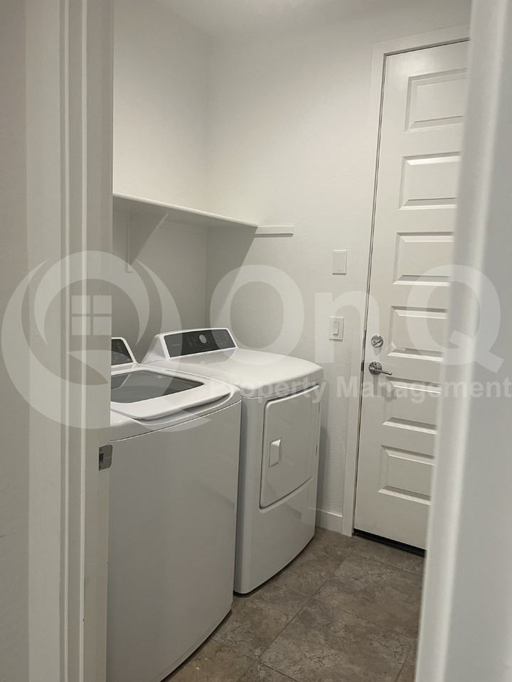 8953 W Palo Verde Dr - Photo 6 of 18