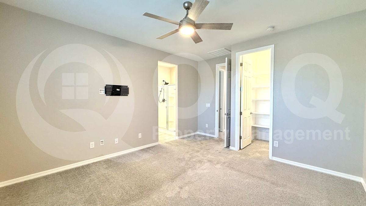 26104 N Thornhill Dr - Photo 7 of 23