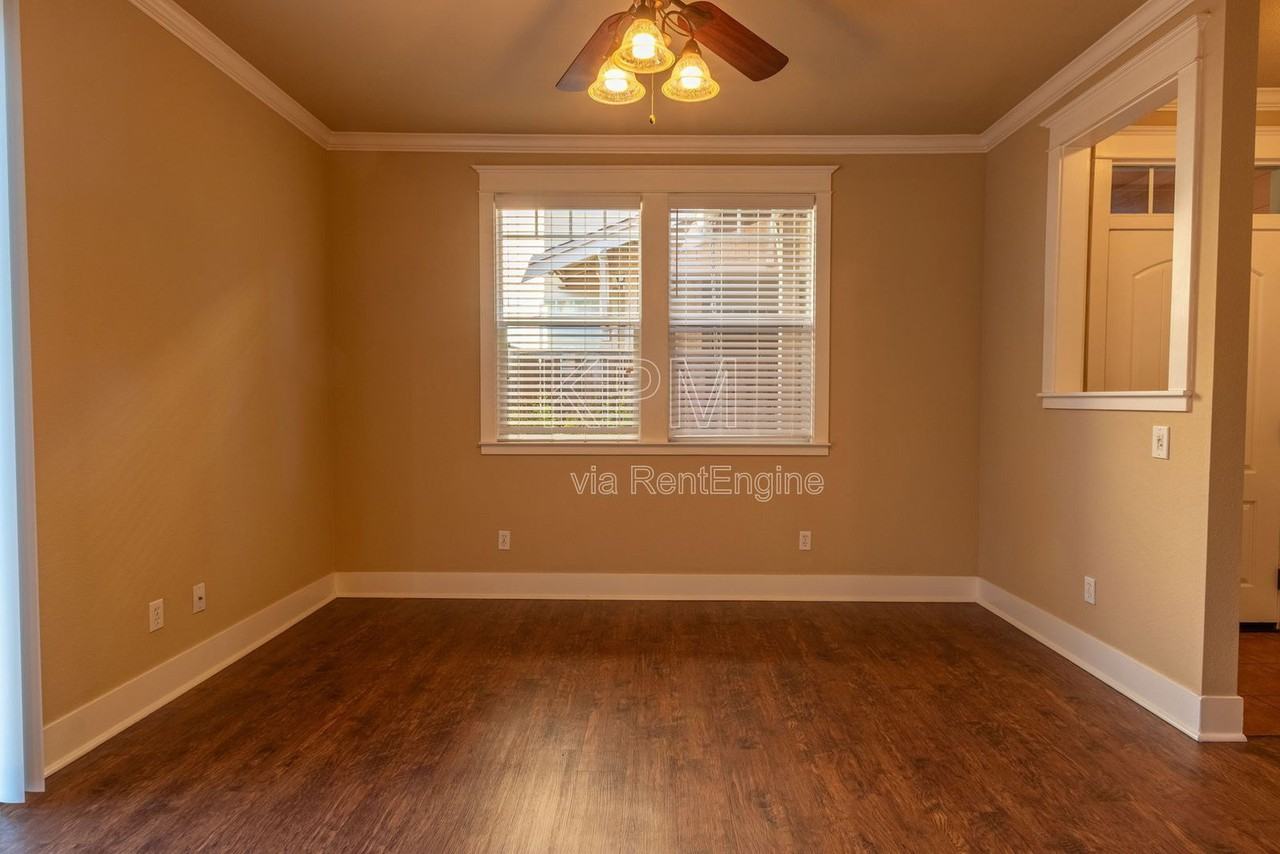 2537 Plymouth Oaks Ct - Photo 6 of 31