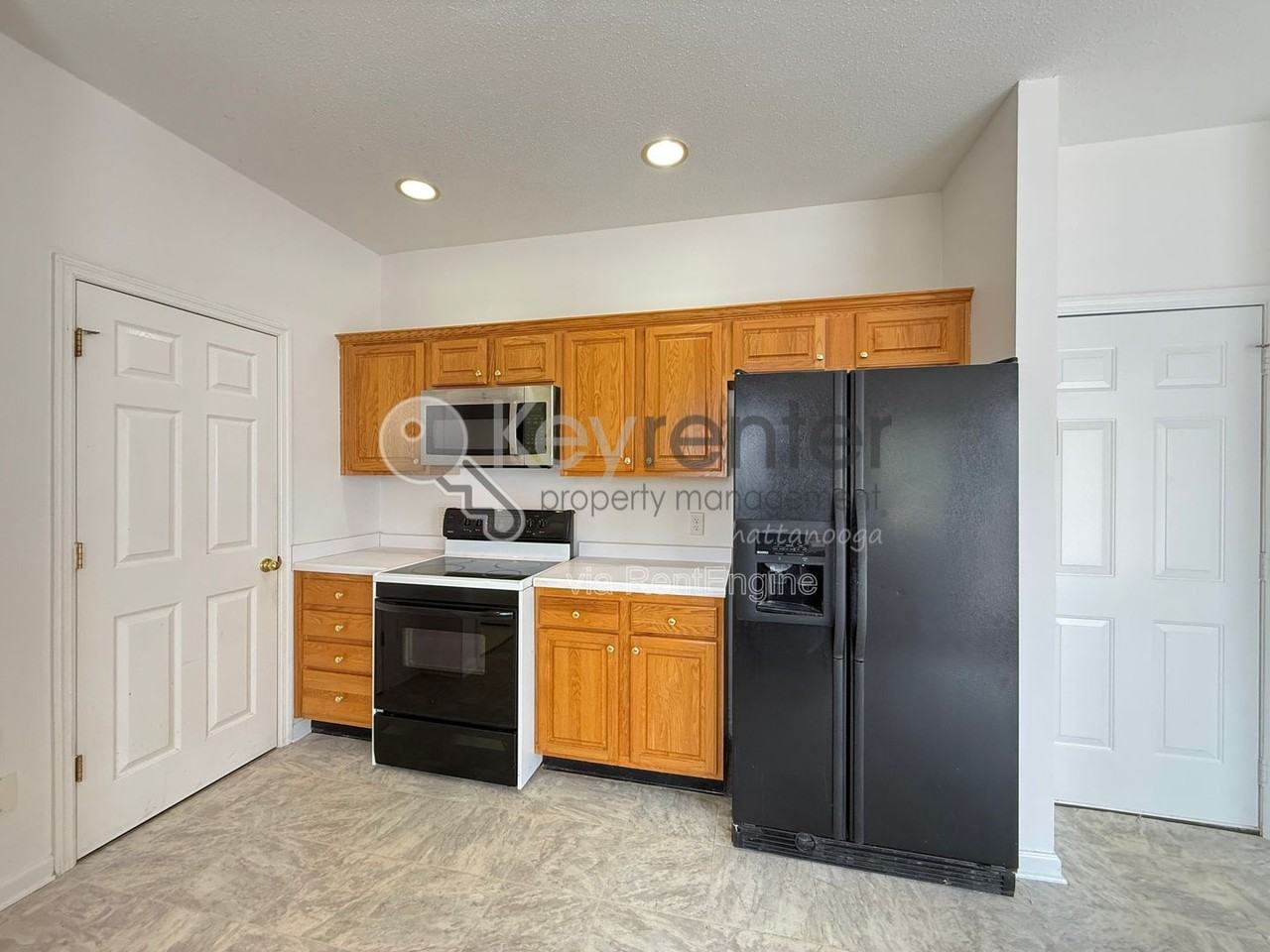 8676 Belleau Woods Dr - Photo 7 of 25