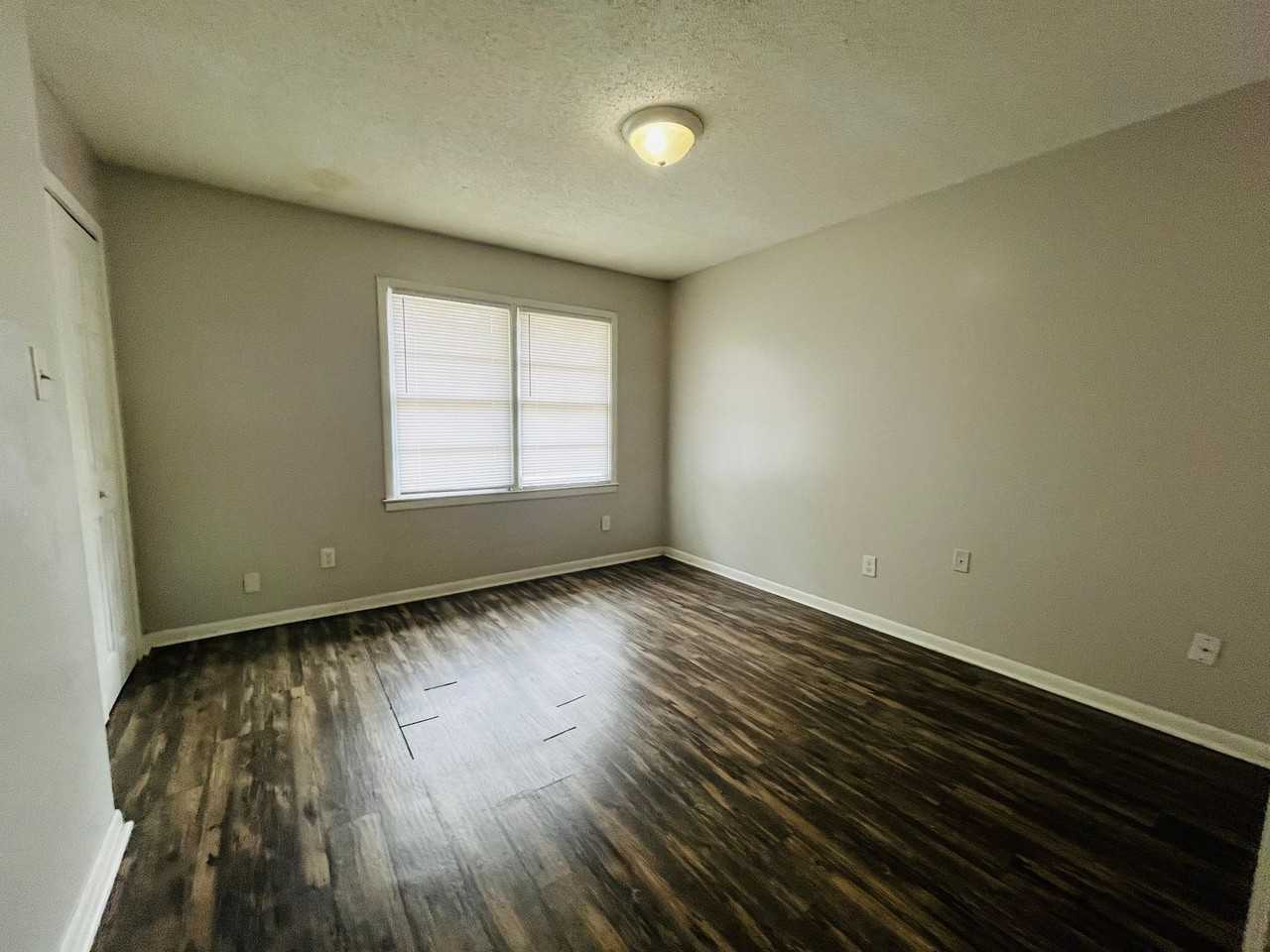 131 Wall St #114 - Photo 5 of 10