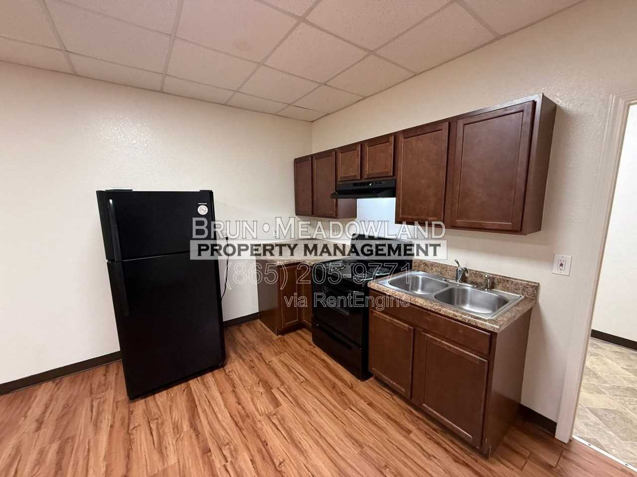 415 Devonia St #401 - Photo 2 of 26