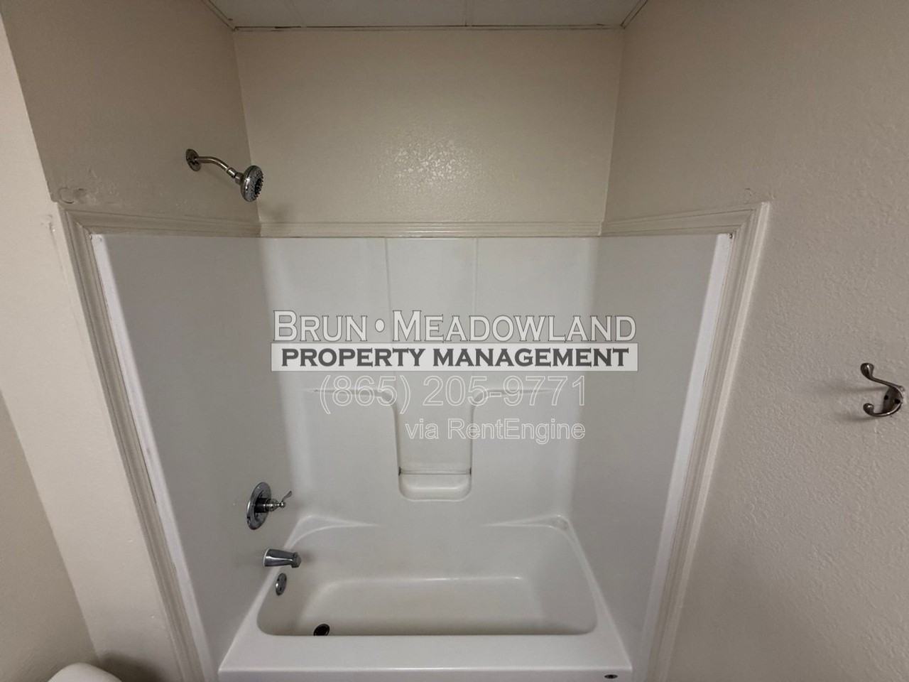 415 Devonia St #401 - Photo 6 of 26