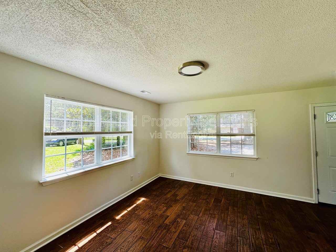 3909 Wilshire Blvd - Photo 5 of 20