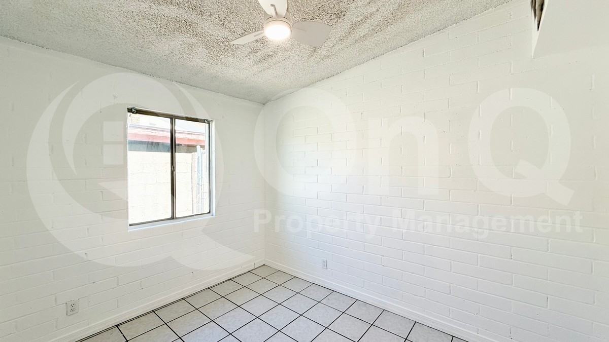 1014 N 28th St #1 - Photo 6 of 12