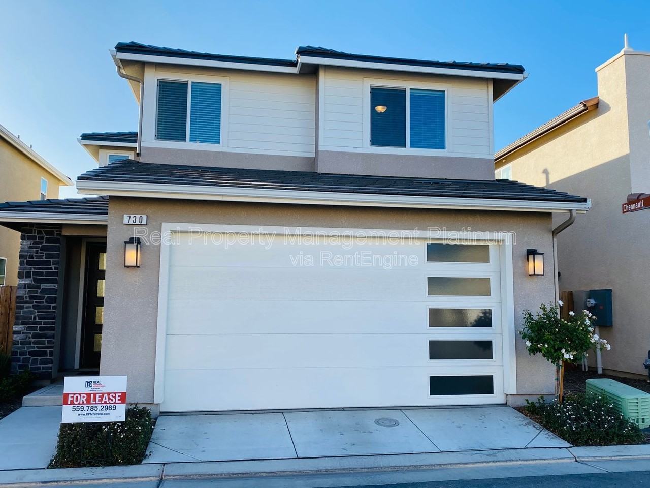 730 N Bliss Ln - Photo 2 of 41