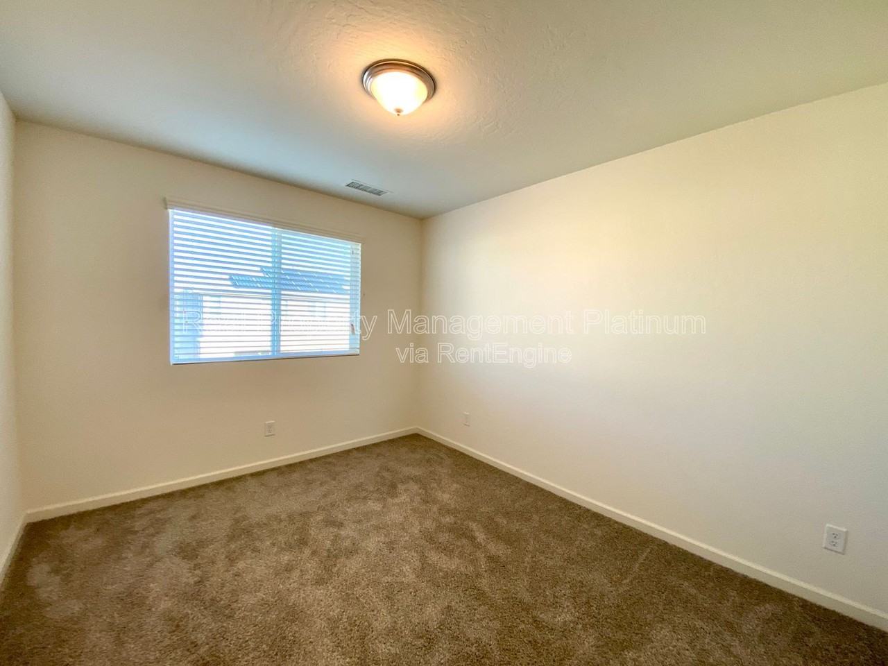 730 N Bliss Ln - Photo 6 of 41