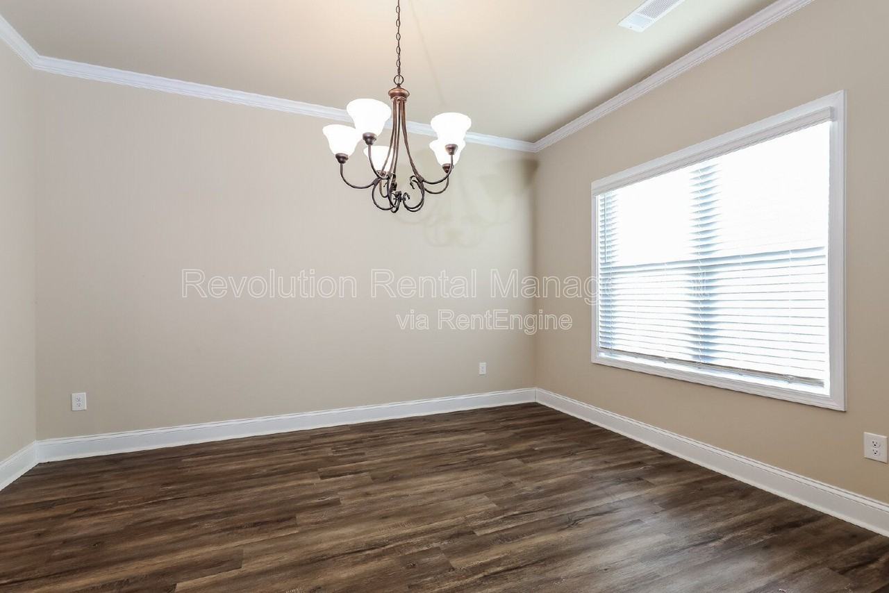 2287 Church St - Photo 6 of 17