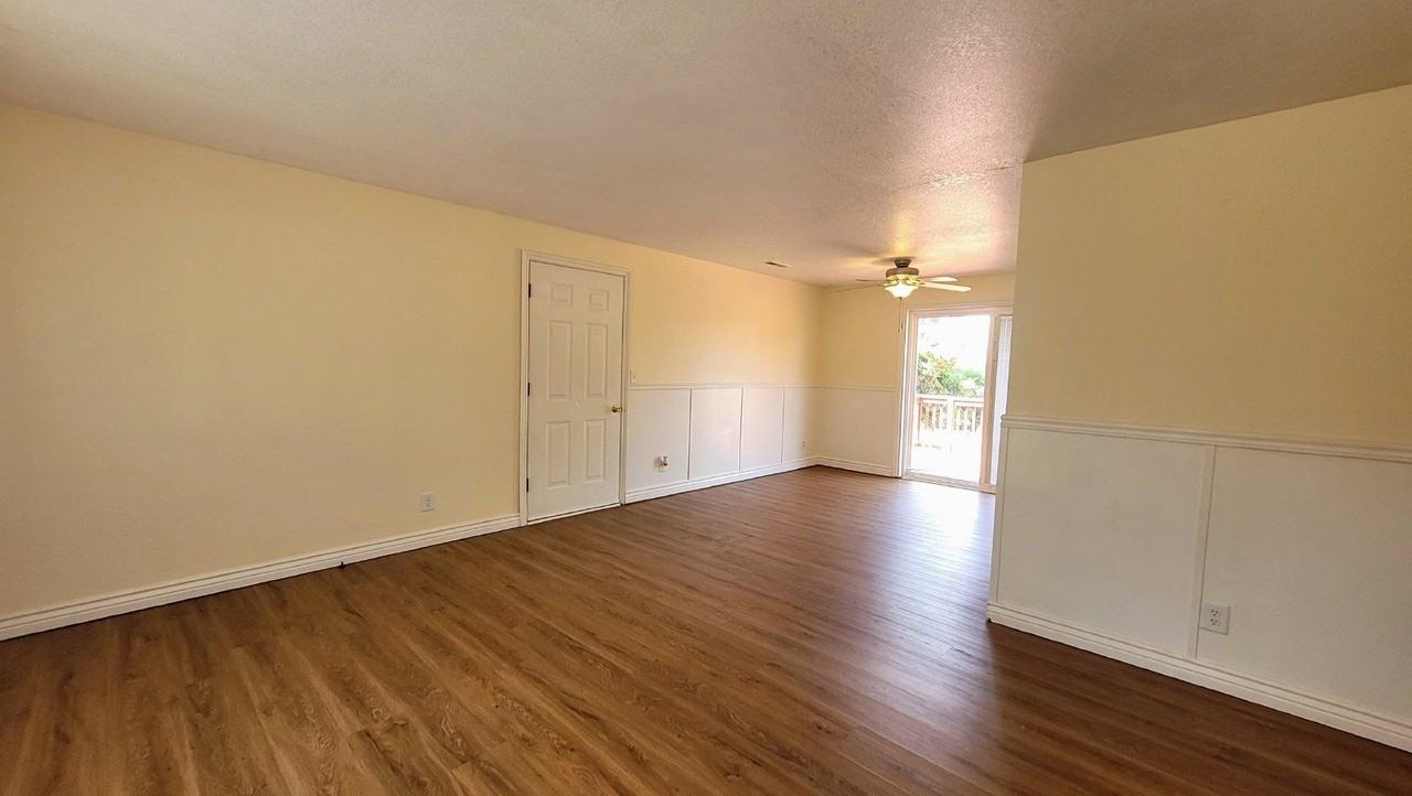 237 Lancaster Ave - Photo 2 of 14