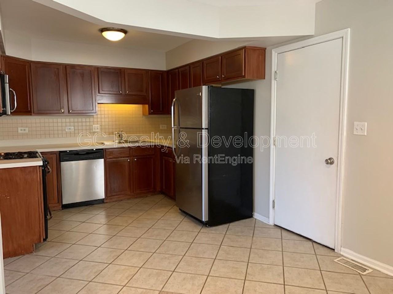 5474 Ridge Xing - Photo 5 of 28