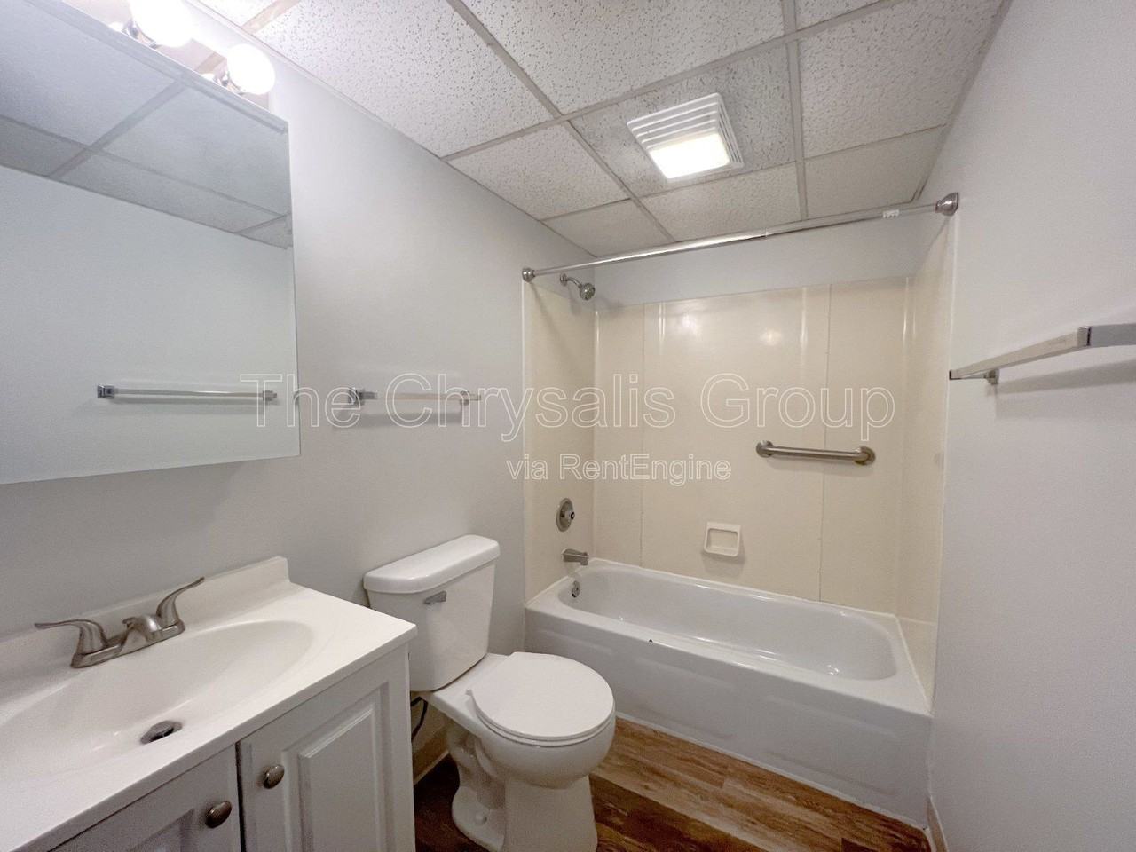 2402 Marquette Rd #14 - Photo 5 of 13