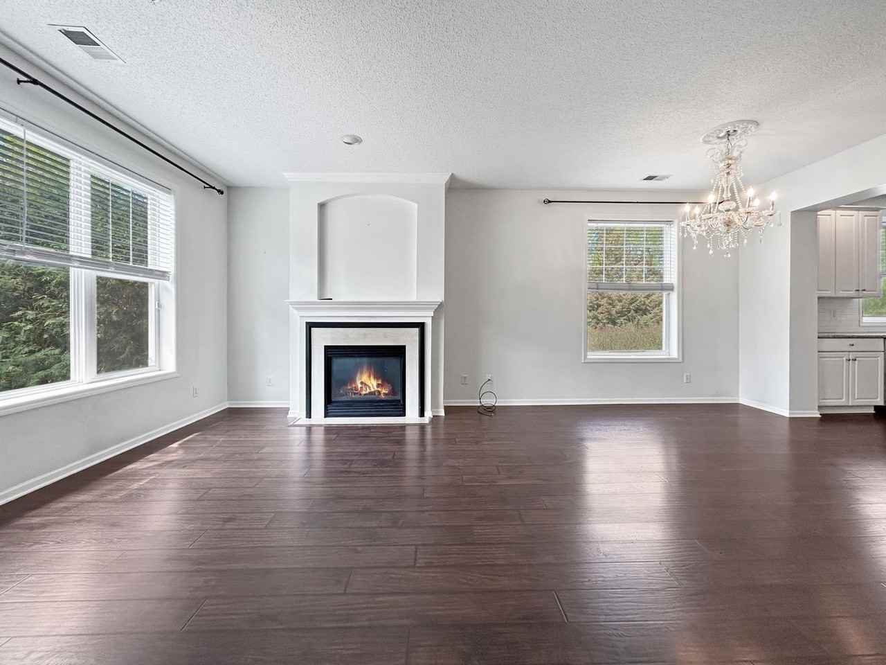 8449 Forestview Ln N - Photo 6 of 37