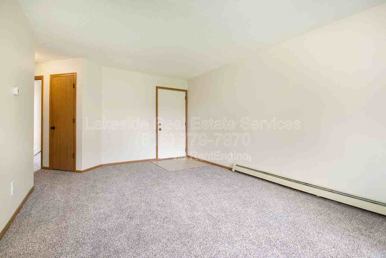 2940 Earle Ave Sw #1 - Photo 4 of 44
