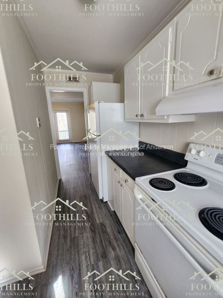 203 Guthrie Rd #A - Photo 4 of 12