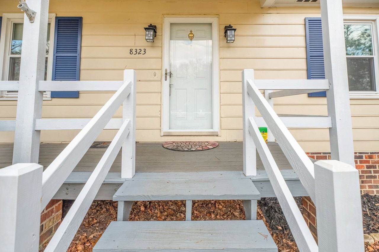 8323 Outpost Cir - Photo 4 of 27