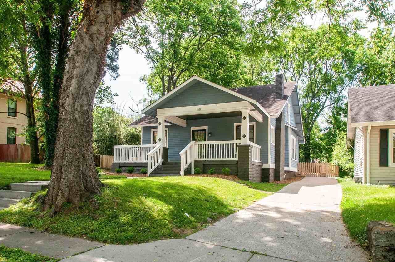 1306 Douglas Ave - Photo 2 of 28