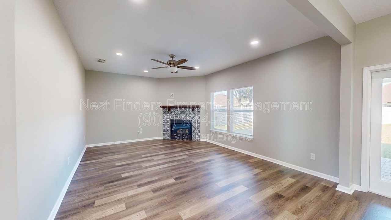 12383 Tropic Dr - Photo 7 of 43