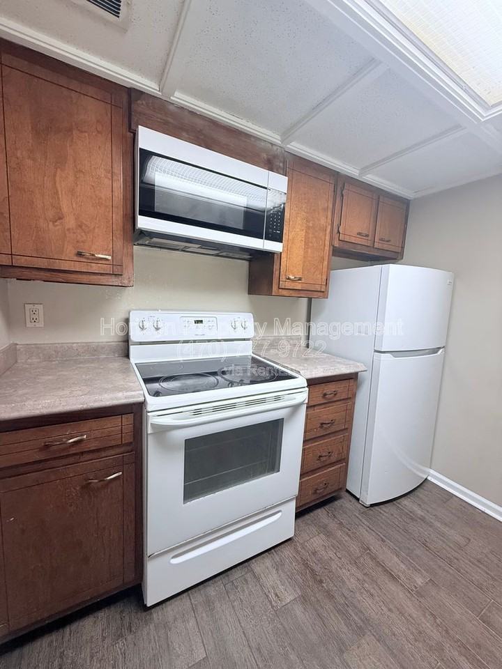 3730 Old Flowery Branch Rd - Photo 4 of 16