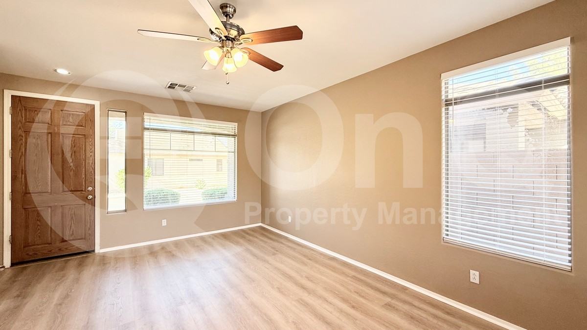 1913 E Hawken Pl - Photo 7 of 20