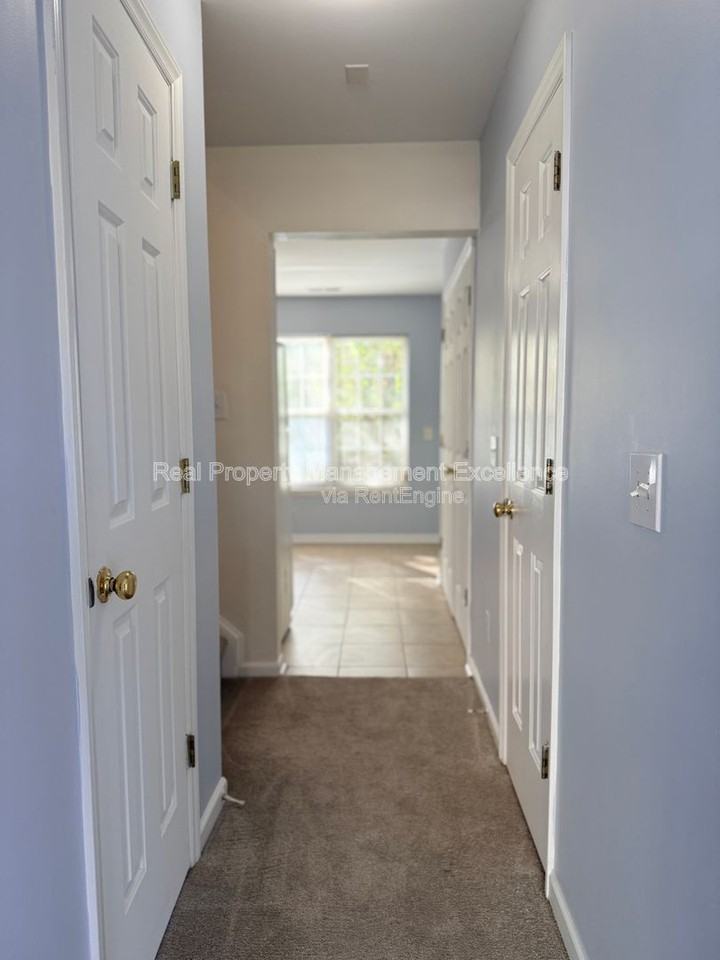 12 Red Ln #B - Photo 6 of 24