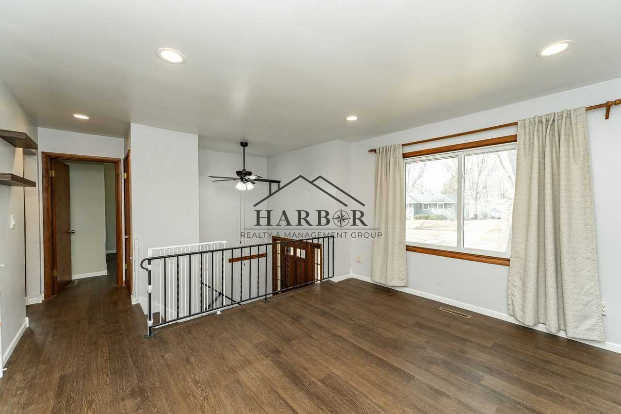3510 19th Ave Nw - Photo 3 of 20