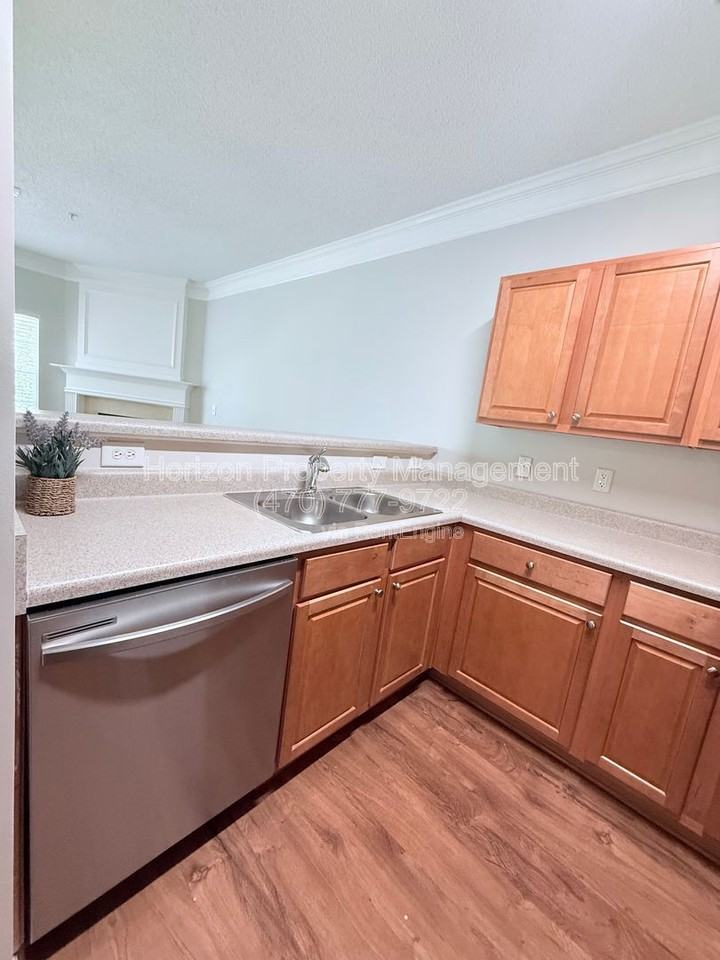 296 Azalea Cir - Photo 7 of 25