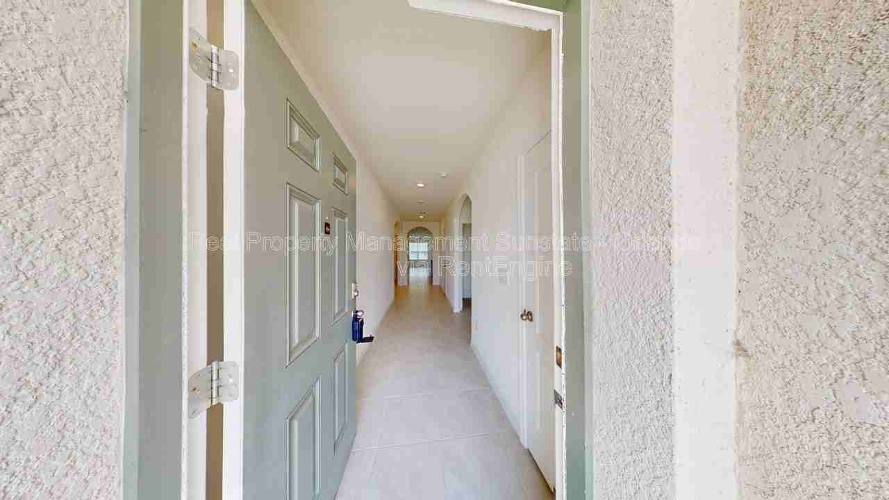 2116 Silver Brook Way - Photo 4 of 28