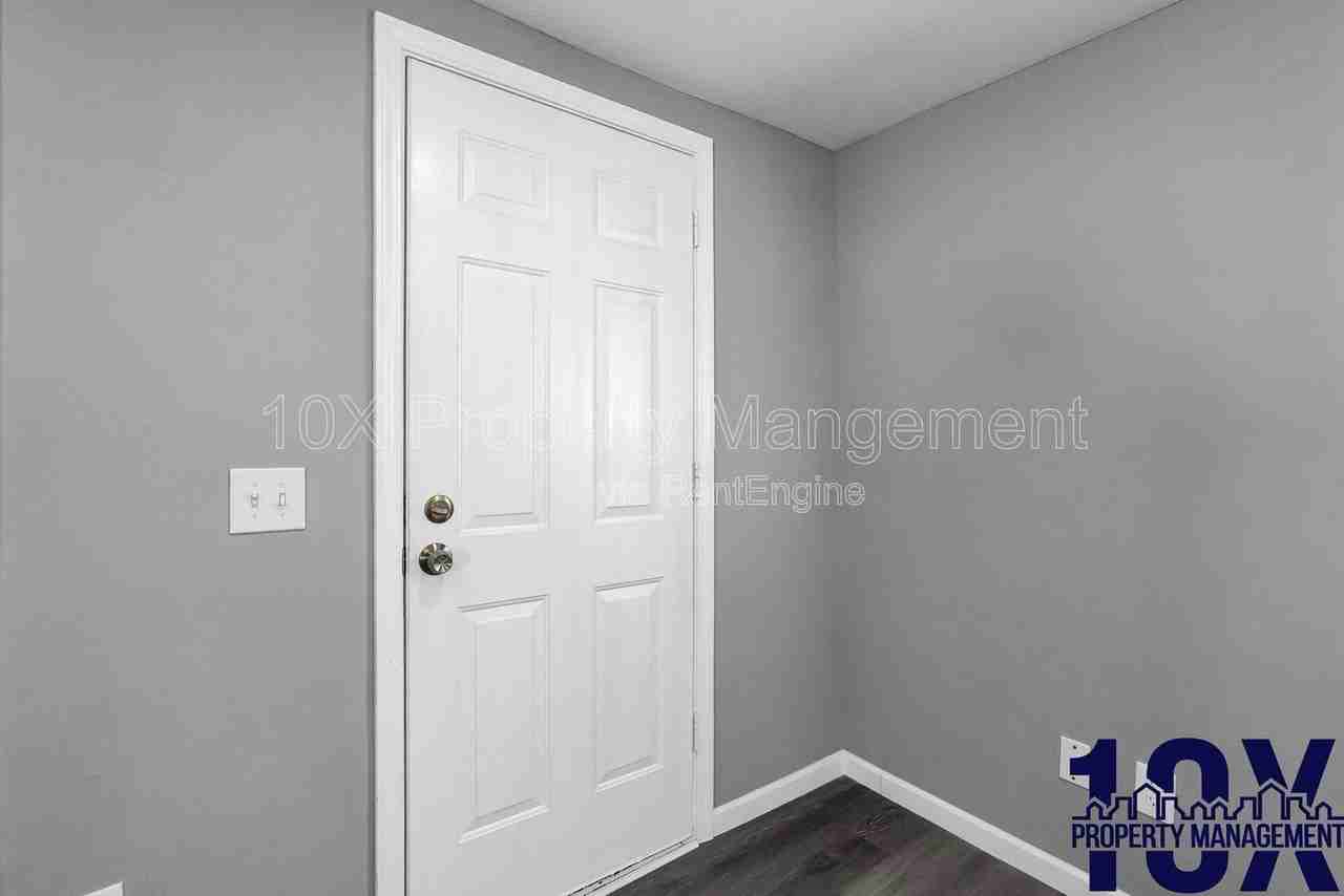 2767 Hiawatha St - Photo 6 of 26