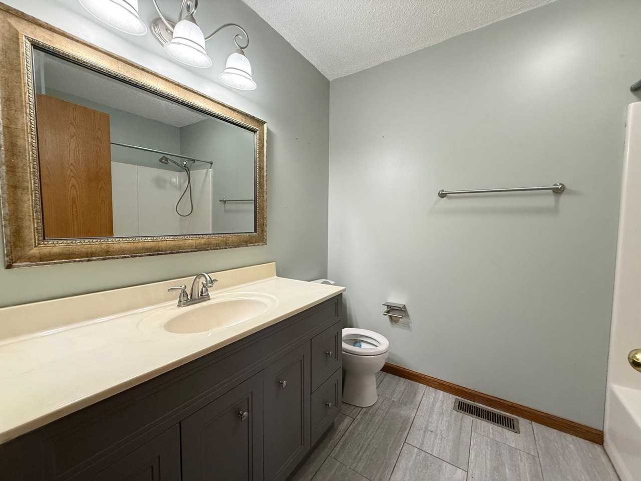 155 Wintergreen Dr - Photo 5 of 9