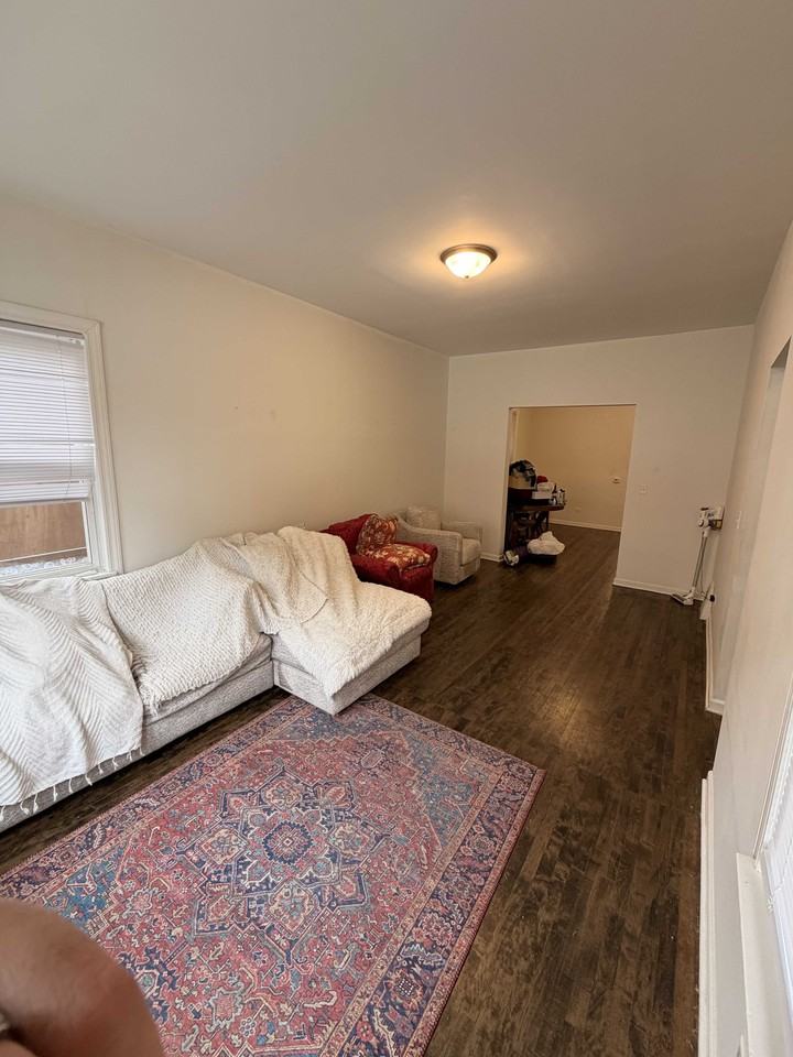 3846 N Troy St #1 - Photo 3 of 15