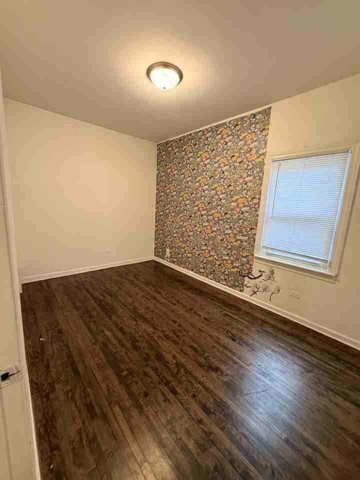 3846 N Troy St #1 - Photo 7 of 15