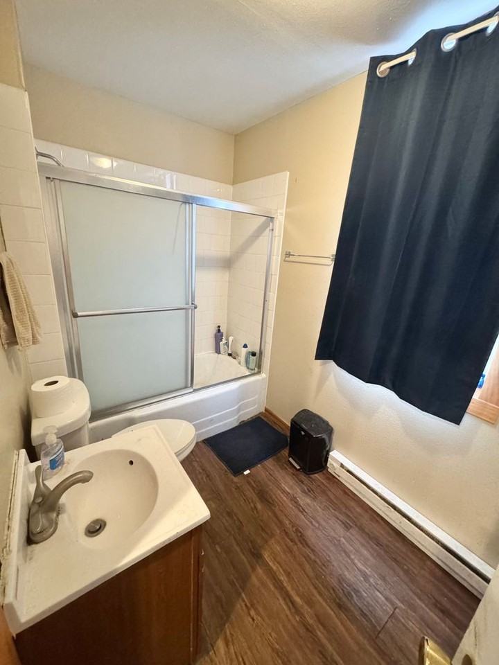 1821 E 1st St - Photo 7 of 21