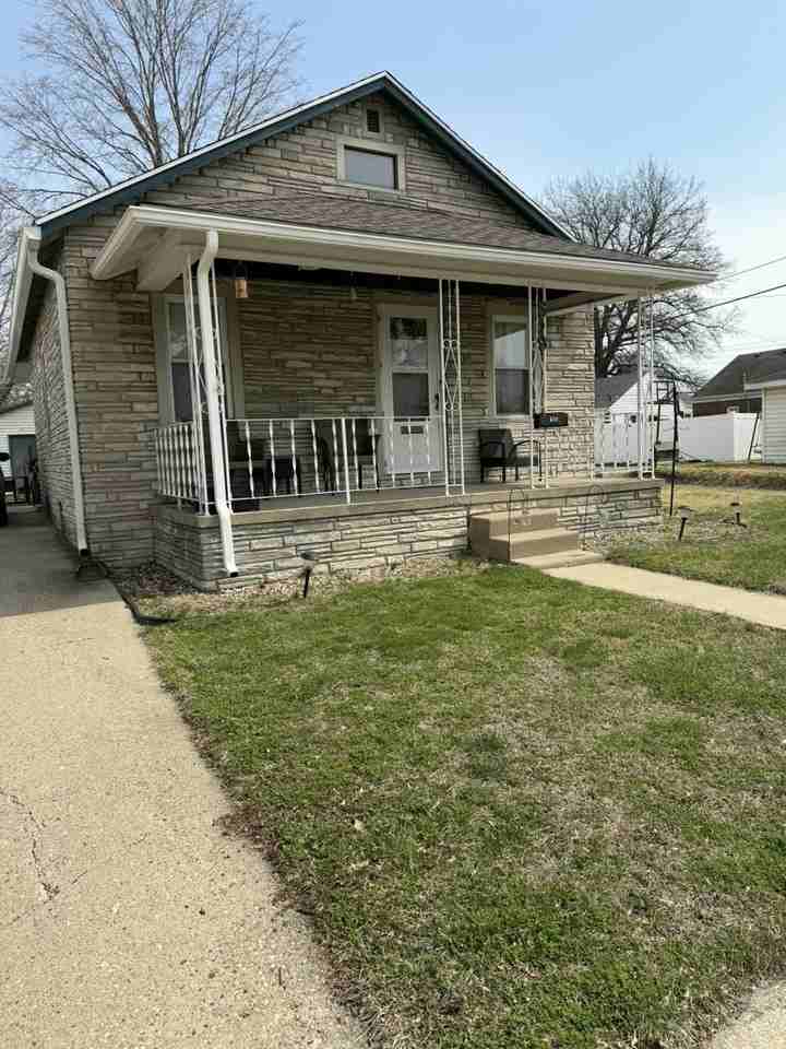 629 S 30th St - Photo 2 of 15