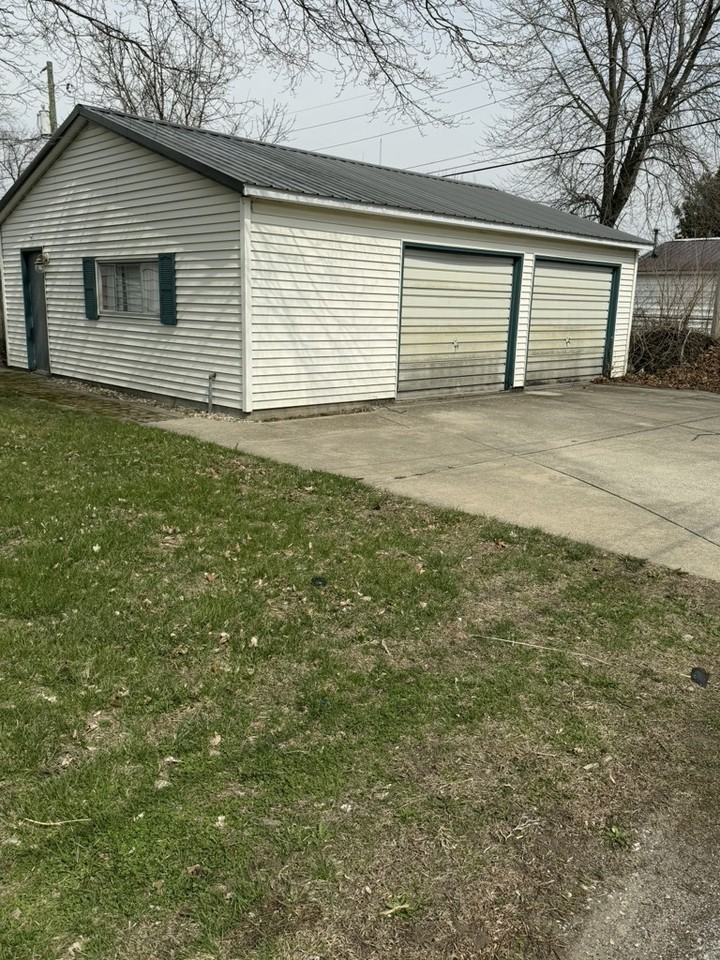 629 S 30th St - Photo 4 of 15