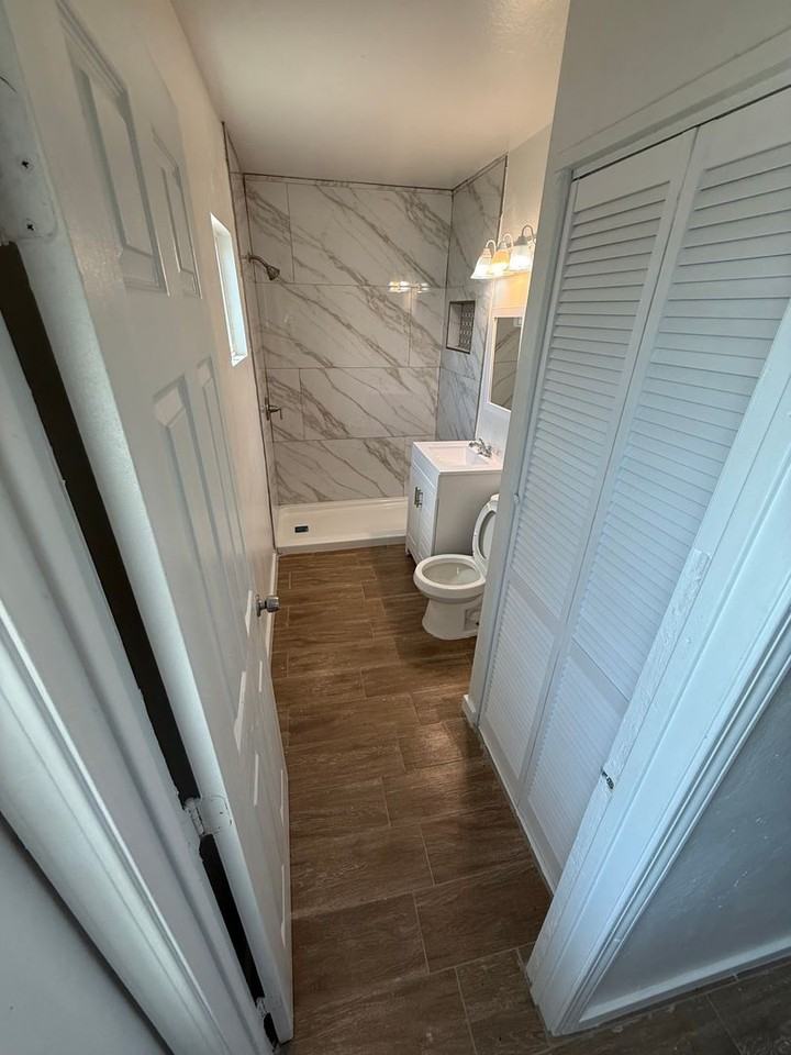 415 Jeffrey St - Photo 7 of 14