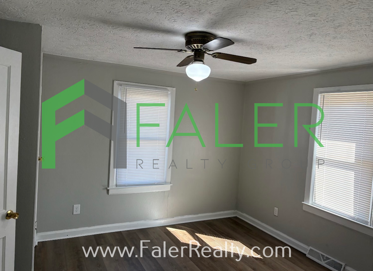 2052 Culver Ave - Photo 2 of 8