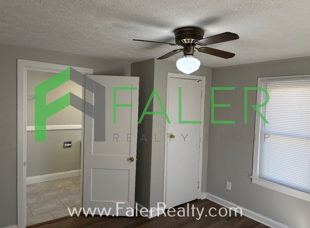 2052 Culver Ave - Photo 4 of 8