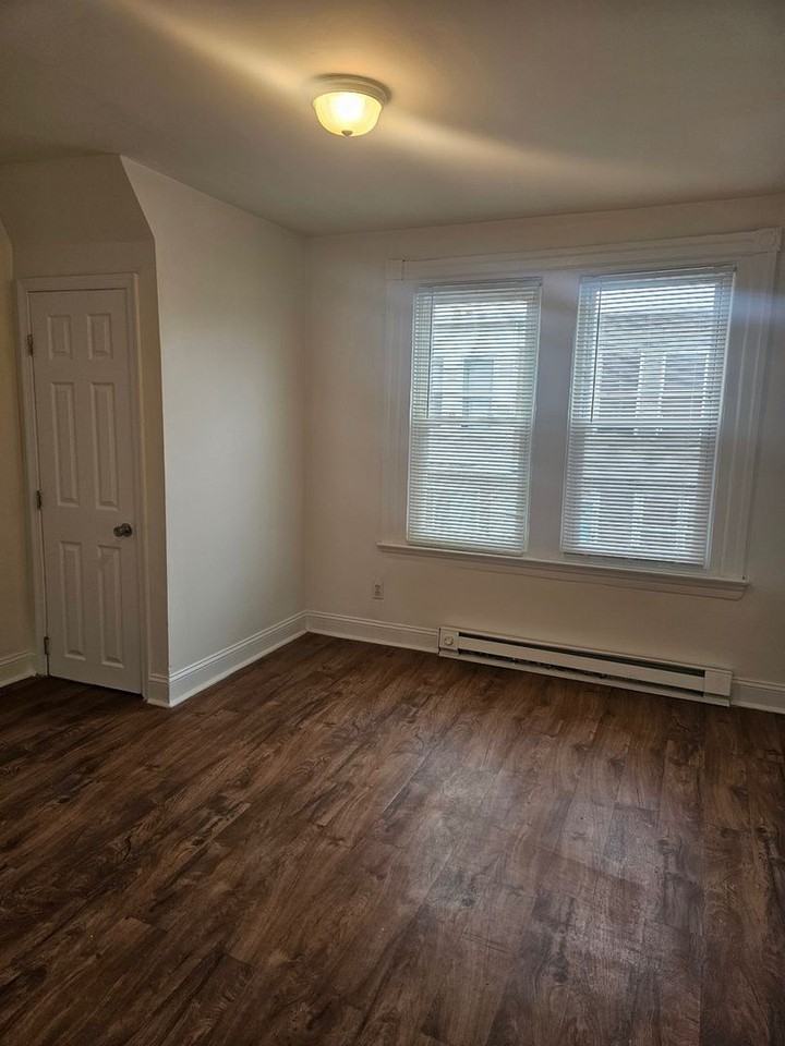 6524 Allman St - Photo 4 of 12