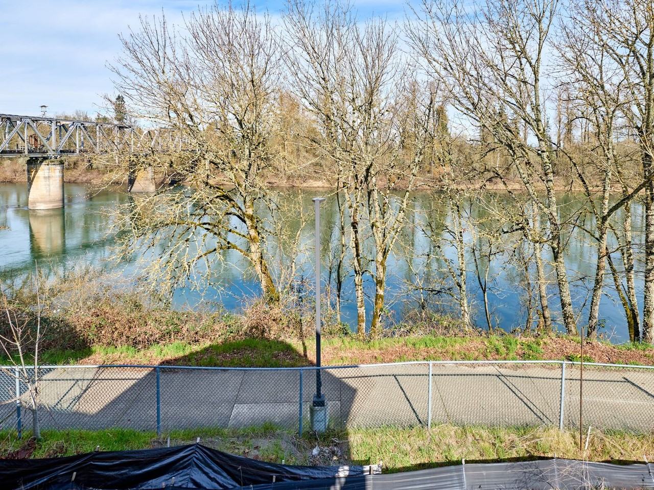 827 Front Ave Ne - Photo 4 of 5