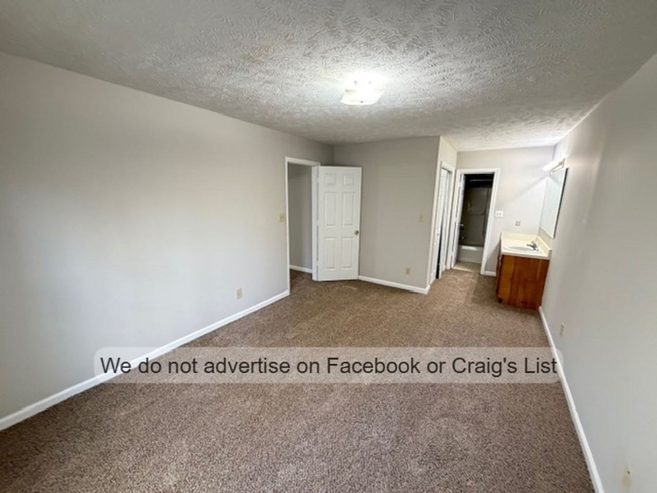 6855 Shawcross Ln - Photo 4 of 11