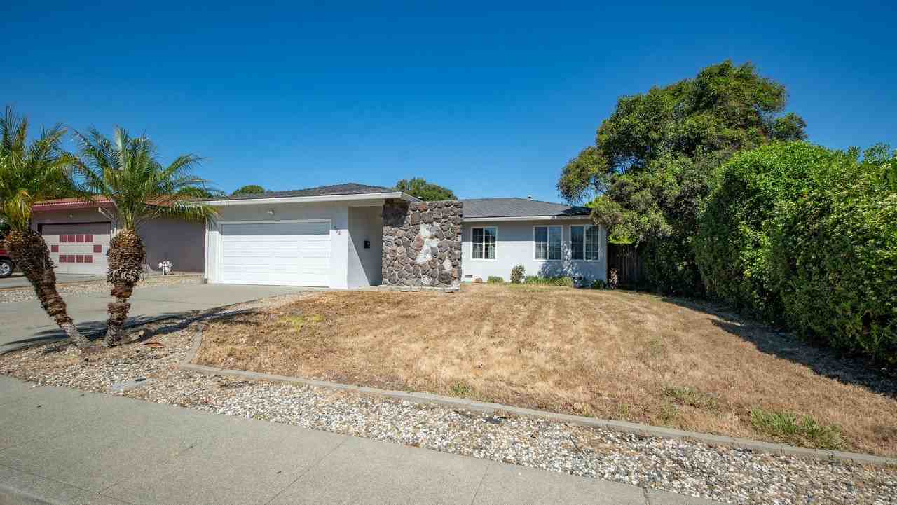 392 Begonia Blvd - Photo 2 of 13