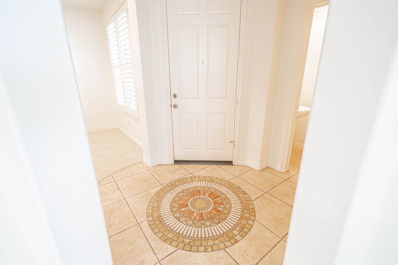 25526 Via Ventana - Photo 2 of 34