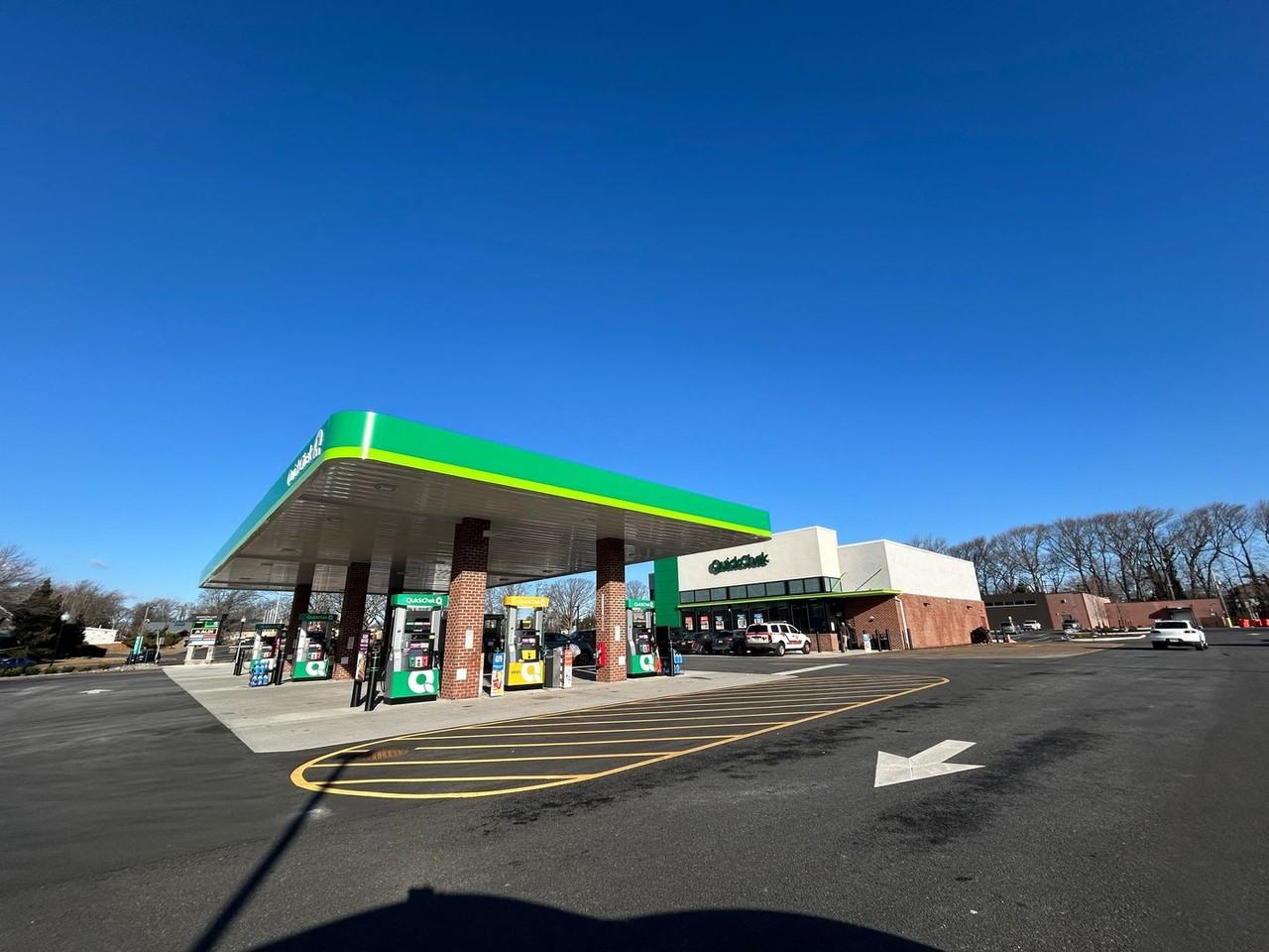 117 Oxonia Ave - Photo 7 of 9