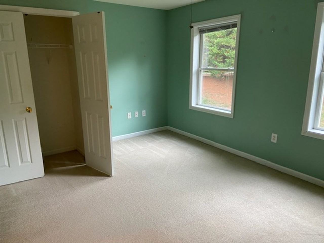 25 Beverly Ct - Photo 5 of 9