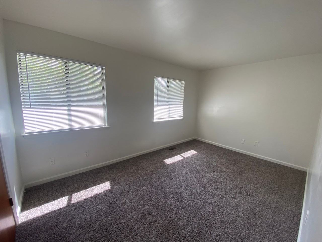 800 800 B5 Fargo Street - Photo 2 of 13