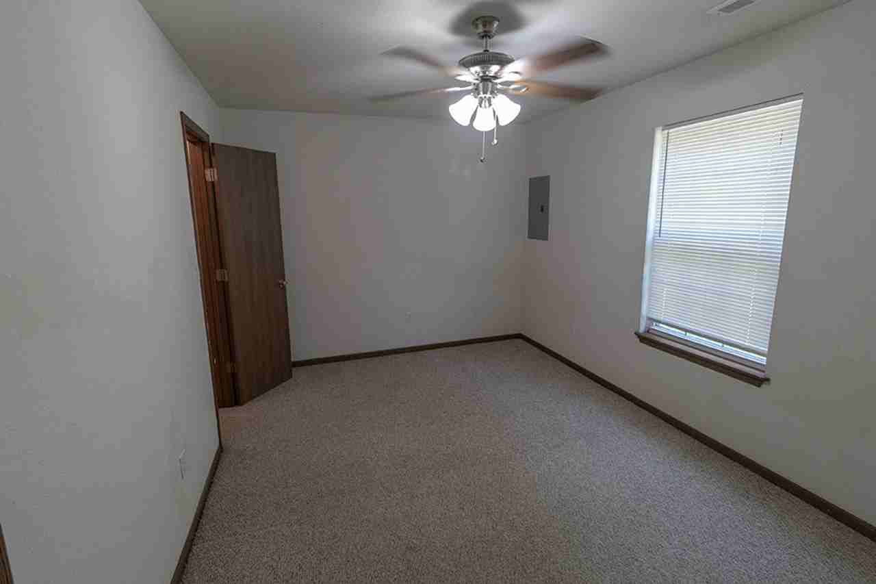 1635 Bold Ruler Ct - Photo 6 of 25