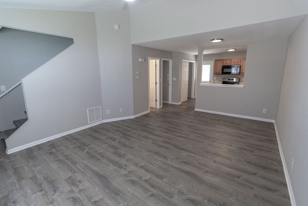 1607 Bold Ruler Ct - Photo 3 of 27