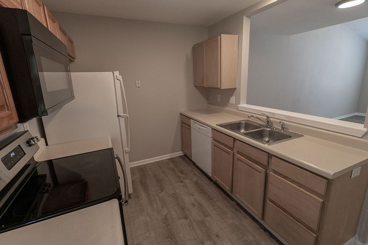 1607 Bold Ruler Ct - Photo 7 of 27