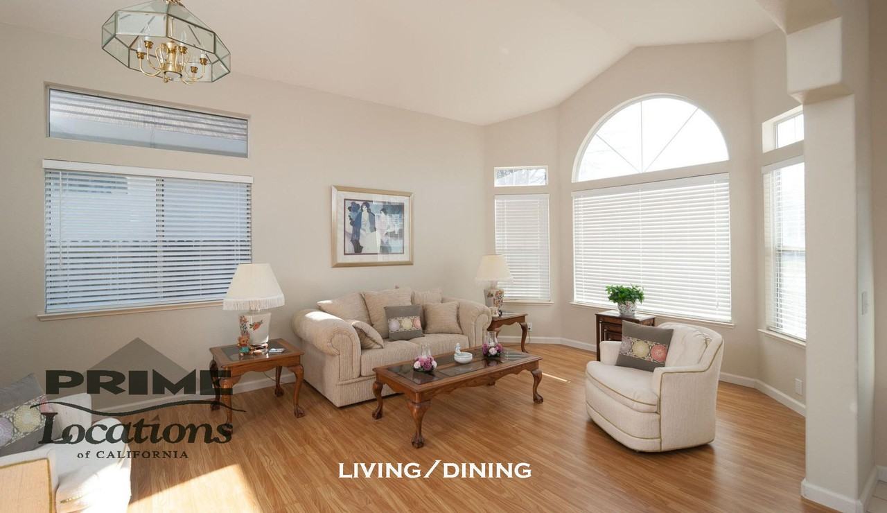 1057 S Bluff Dr - Photo 3 of 6